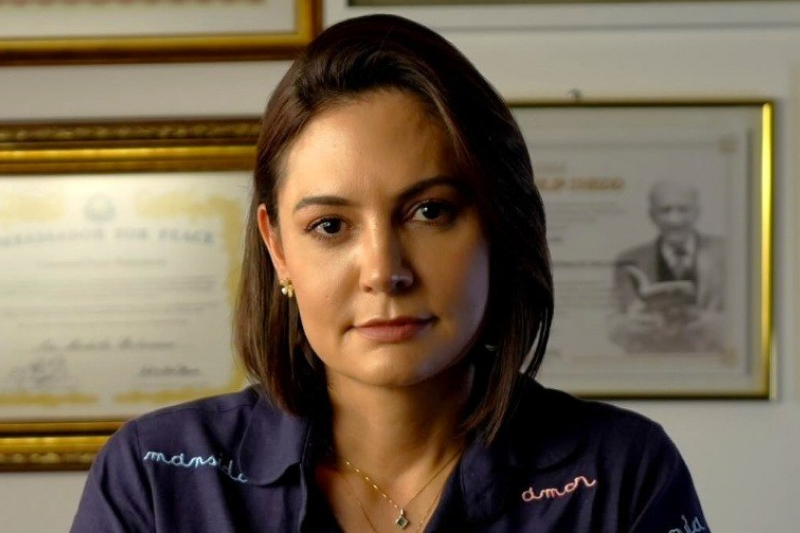 Senado DF: Michelle Bolsonaro larga na frente