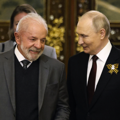 Rússia se aproxima da Marinha brasileira